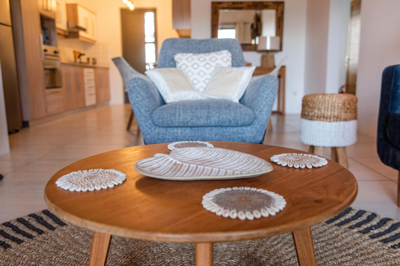 West Wood Holiday Apartment, C6 - Flic En Flac With Pool At A Quiet Location, Beautifully Decorated And Close To The Beach Экстерьер фото